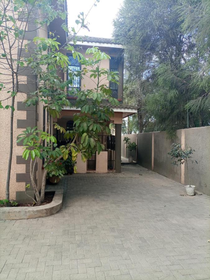 Palm Airport Suites Syokimau Exterior photo